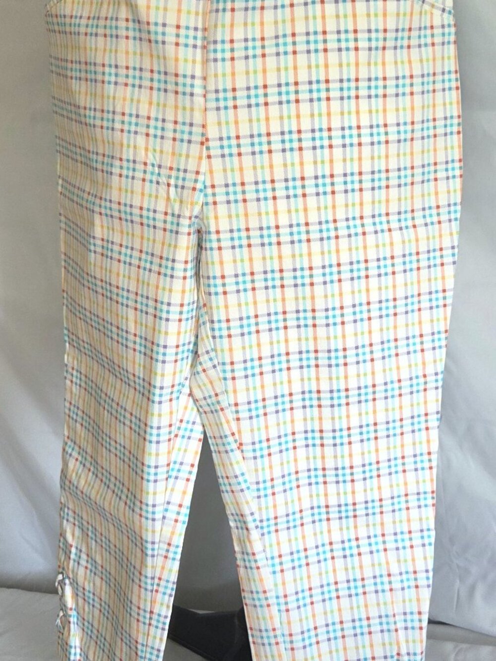 Chicos Perfect Stretch Plaid Josie Slim Capri Pants Womens Sz 1.5 US Sz 10